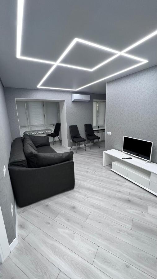 Modern Gagarina Avenue Apartment Днепър Екстериор снимка