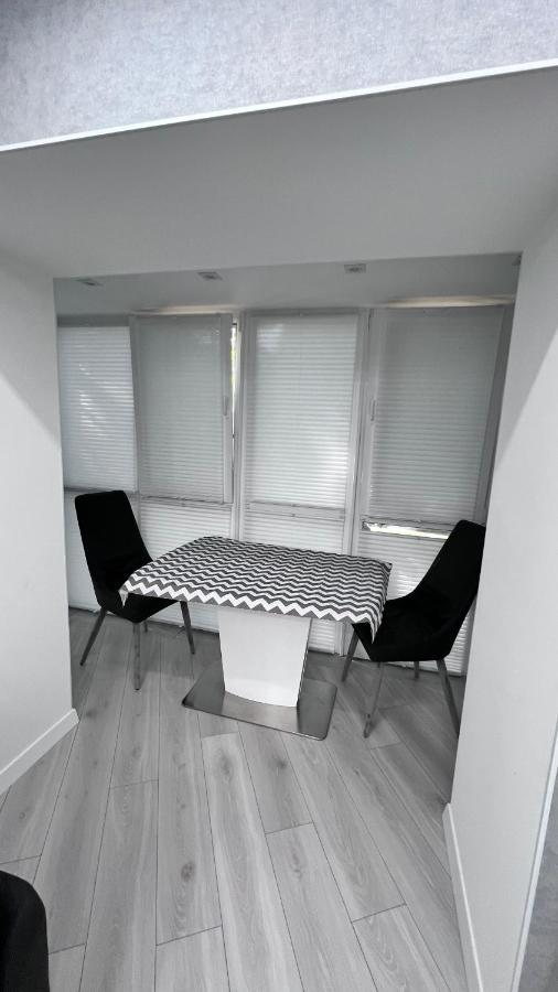 Modern Gagarina Avenue Apartment Днепър Екстериор снимка