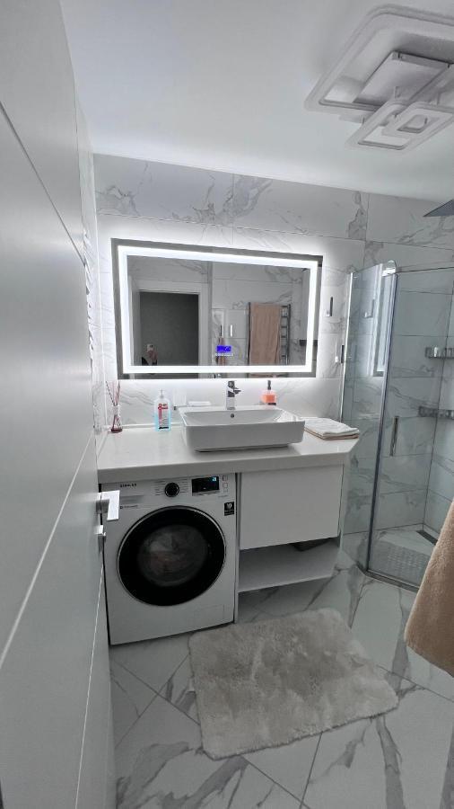 Modern Gagarina Avenue Apartment Днепър Екстериор снимка