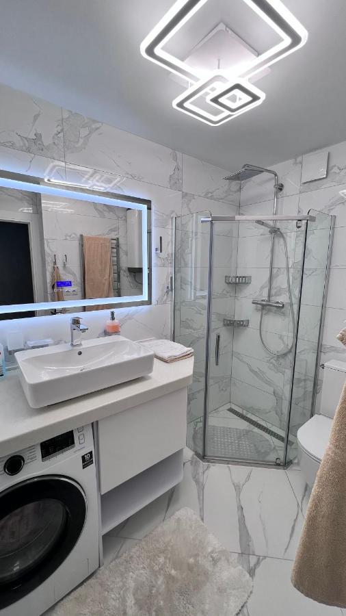 Modern Gagarina Avenue Apartment Днепър Екстериор снимка