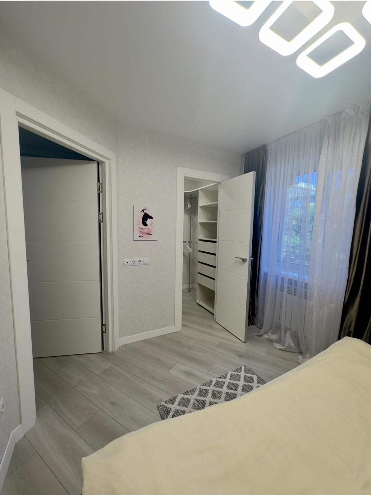 Modern Gagarina Avenue Apartment Днепър Екстериор снимка